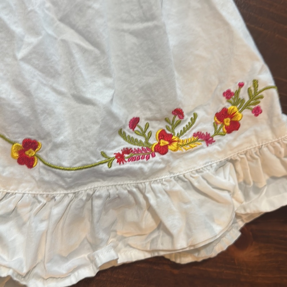 3T Beautiful Floral stitched dress 👗 - Picture 3 of 5